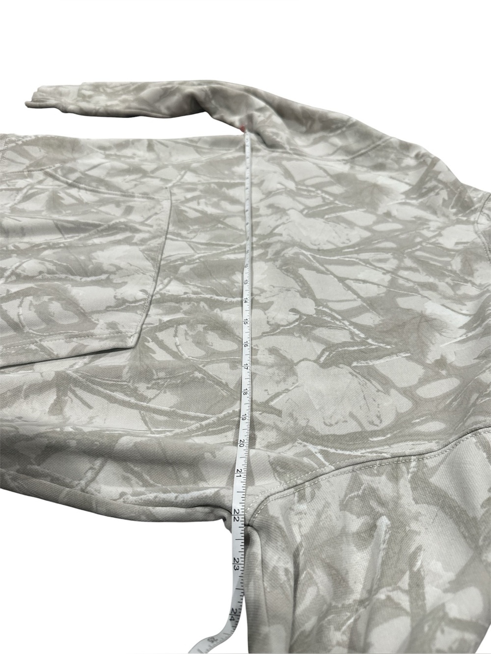 Camo Hoodie Size Small - Picture 5 of 6